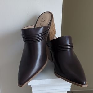 Journee Collection NWOT Dark Brown Mules With Dust Bag For Each